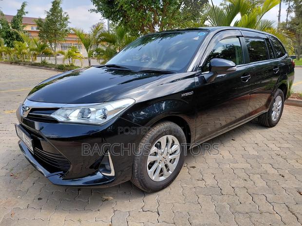 Toyota Corolla Fielder 2018 Black