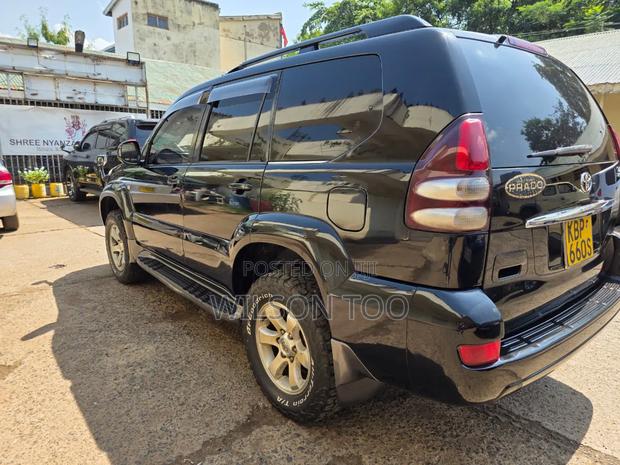 Toyota Land Cruiser Prado 2007 Black