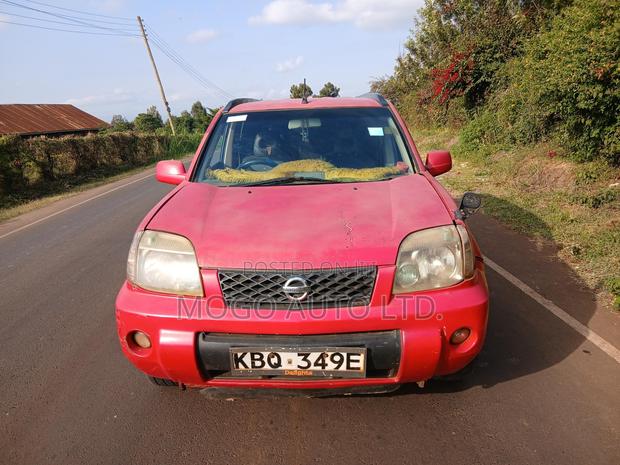 Nissan X-Trail 2005 Red