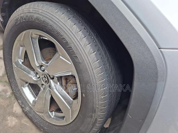 Toyota RAV4 2019 Silver