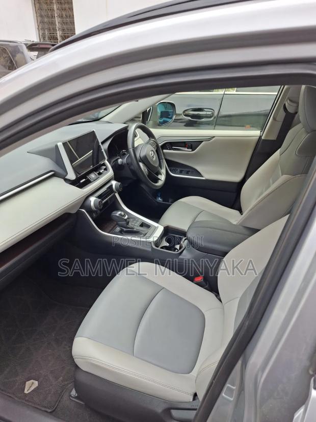 Toyota RAV4 2019 Silver
