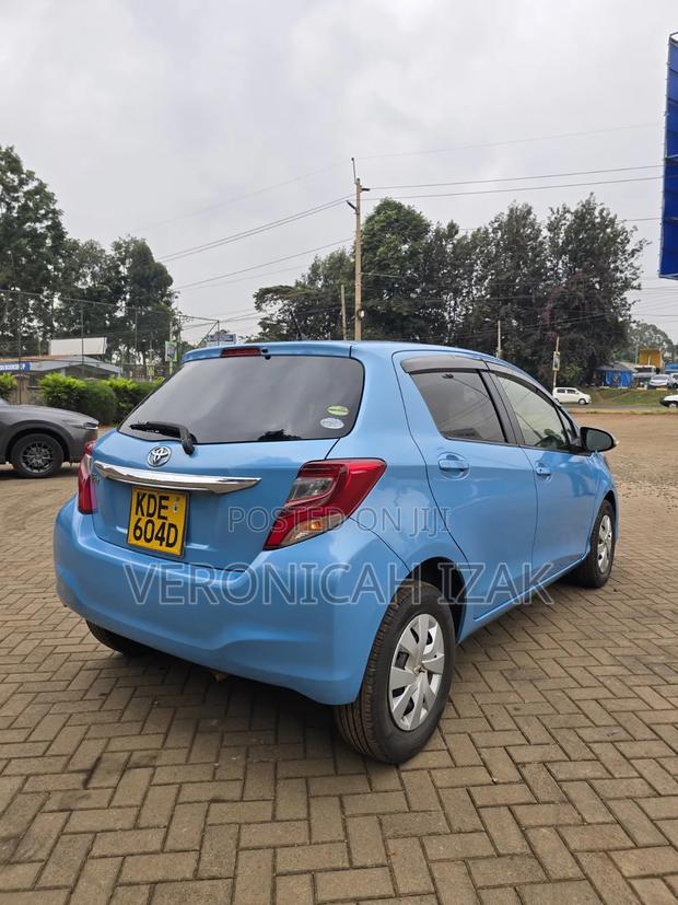 Toyota Vitz 2014 Blue