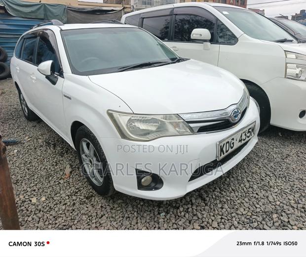 Toyota Corolla Fielder 2014 White