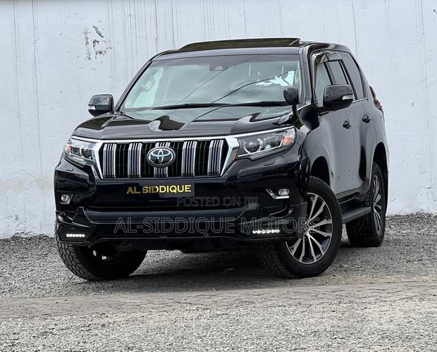Toyota Land Cruiser Prado 2.8 2019 Black