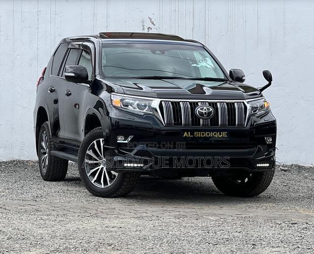 Toyota Land Cruiser Prado 2.8 2019 Black