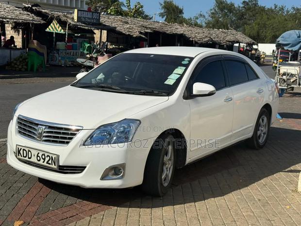 Toyota Premio 1.8 AWD 2015 White