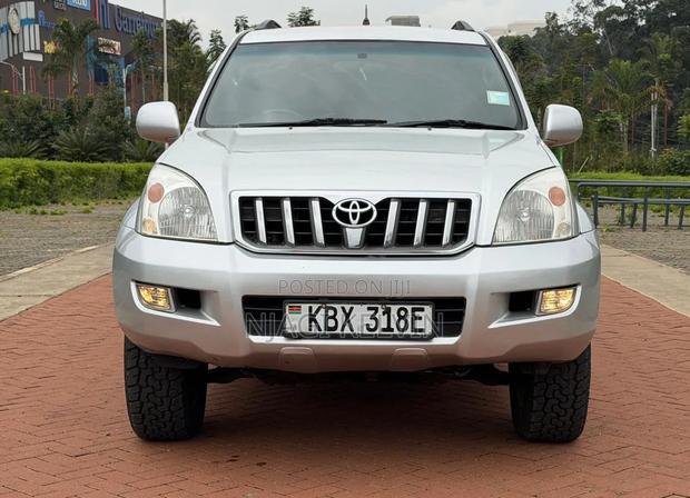 Toyota Land Cruiser Prado 3.0 D-4D 5dr 2007 Silver