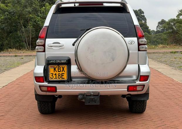 Toyota Land Cruiser Prado 3.0 D-4D 5dr 2007 Silver