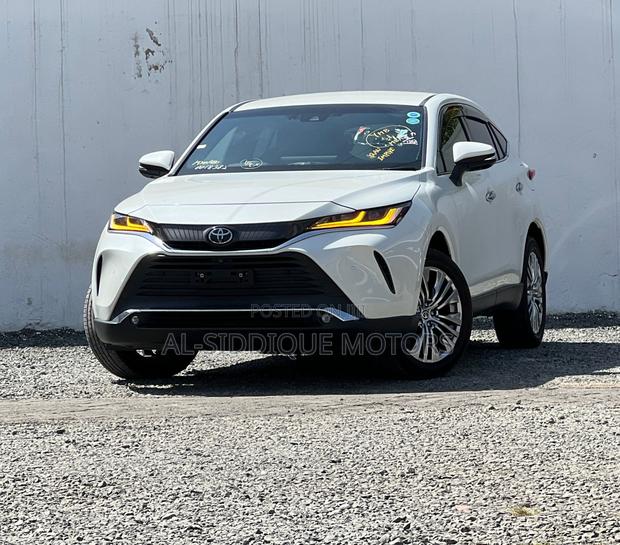 Toyota Harrier 2.0 2020 White