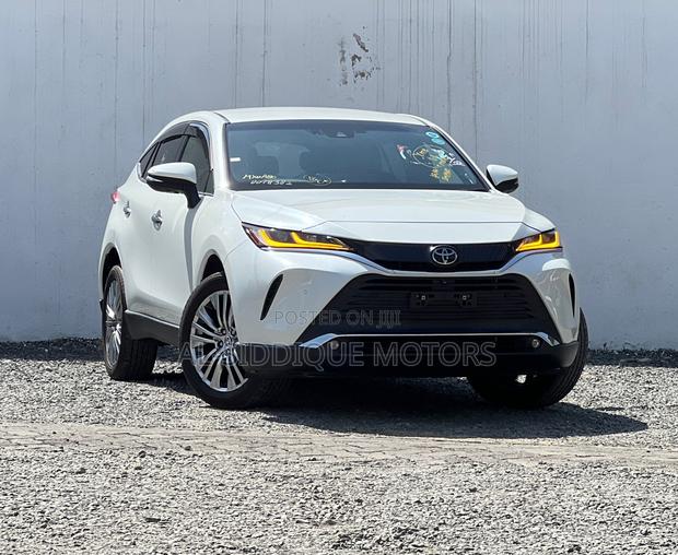 Toyota Harrier 2.0 2020 White