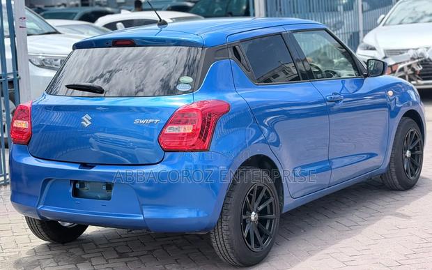 Suzuki Swift 2019 Blue
