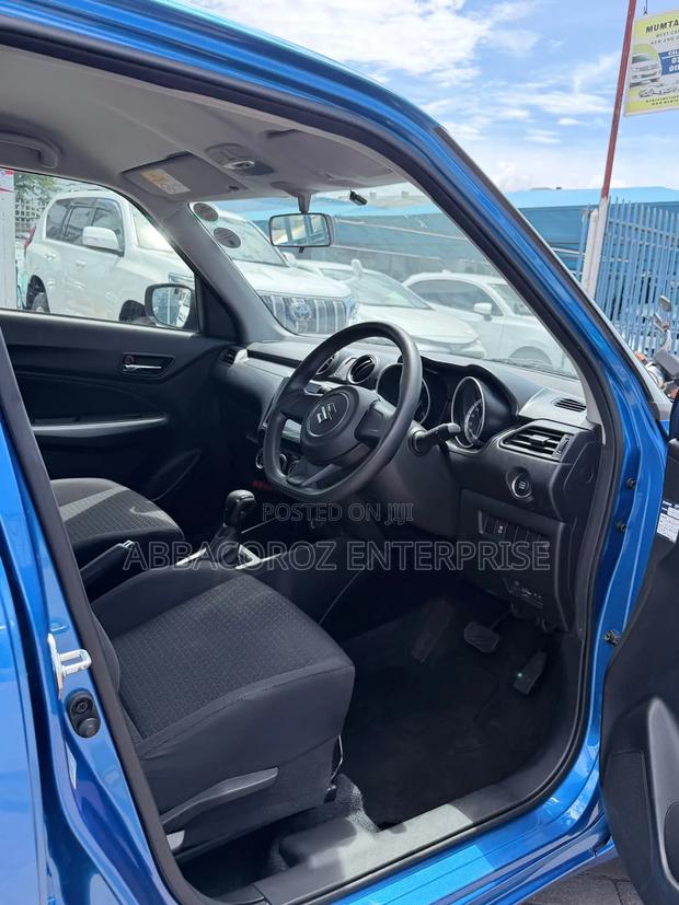 Suzuki Swift 2019 Blue