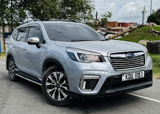 Subaru Forester Touring AWD 2019 Silver