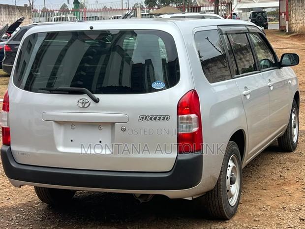 Toyota Succeed 2019 Silver