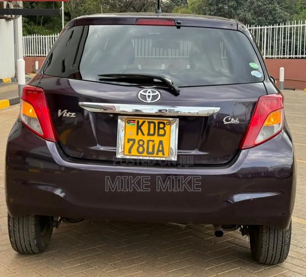 Toyota Vitz 2013 Black