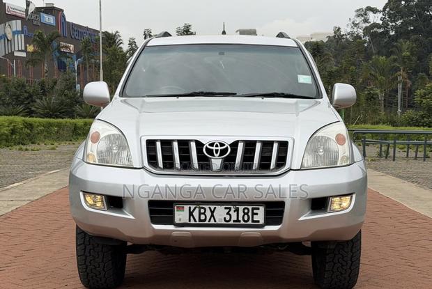 Toyota Land Cruiser Prado 3.0 D-4D 5dr 2007 Silver