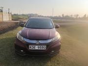 Honda Vezel 2014 Red for sale
