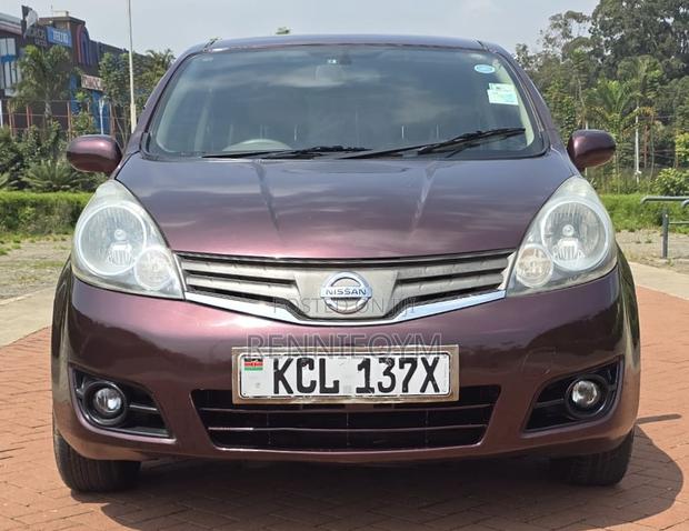 Nissan Note 2011 Burgundy