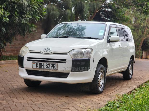 Toyota Succeed SV Premium 2014 White