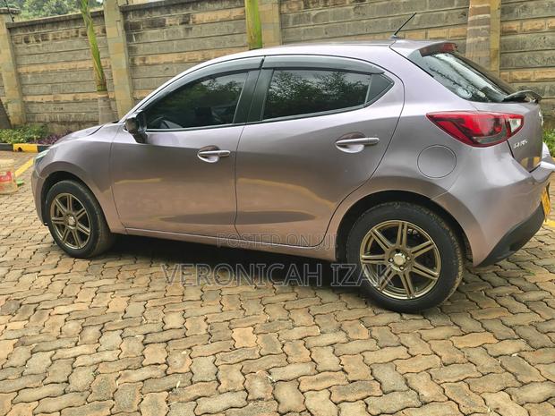Mazda Demio 2015 Pink