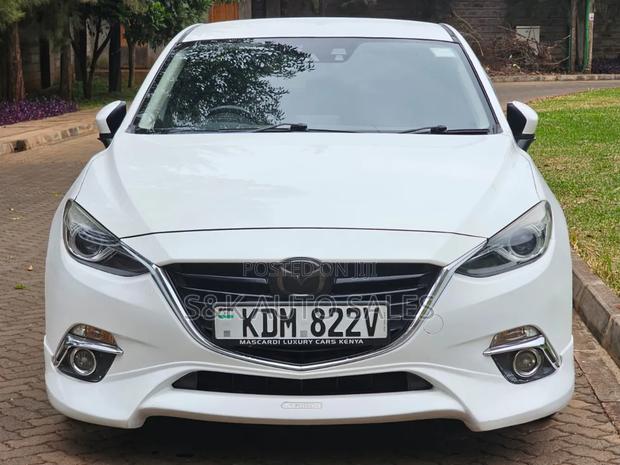 Mazda Axela 2016 White