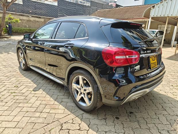 Mercedes-Benz GLA-Class 2016 Black