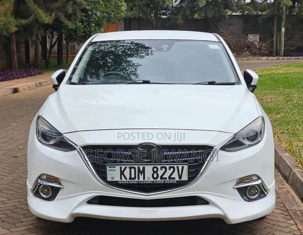 Mazda Axela 2016 White