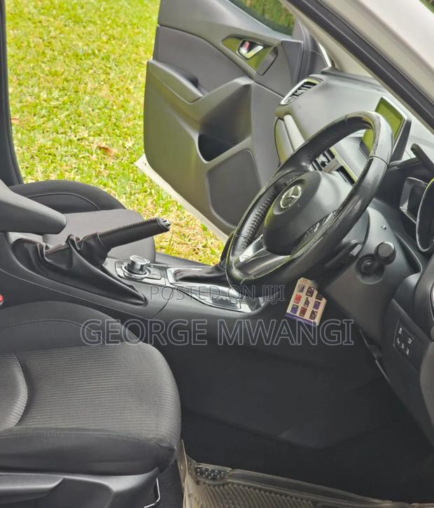 Mazda Axela 2016 White