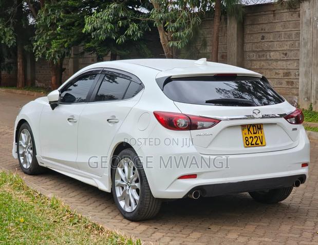 Mazda Axela 2016 White