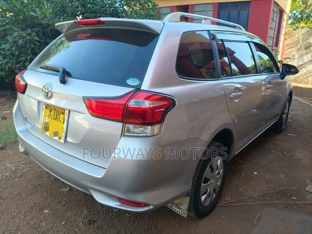 Toyota Corolla Fielder 2015 Silver