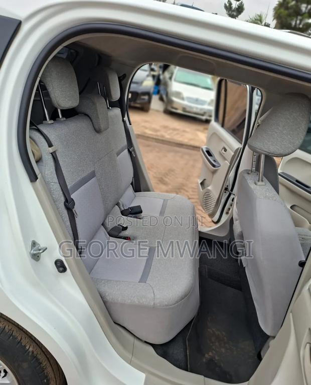 Toyota Passo 2017 White