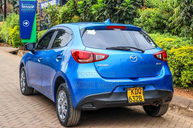 Mazda Demio 2017 Blue