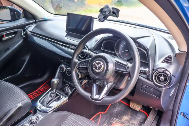 Mazda Demio 2017 Blue