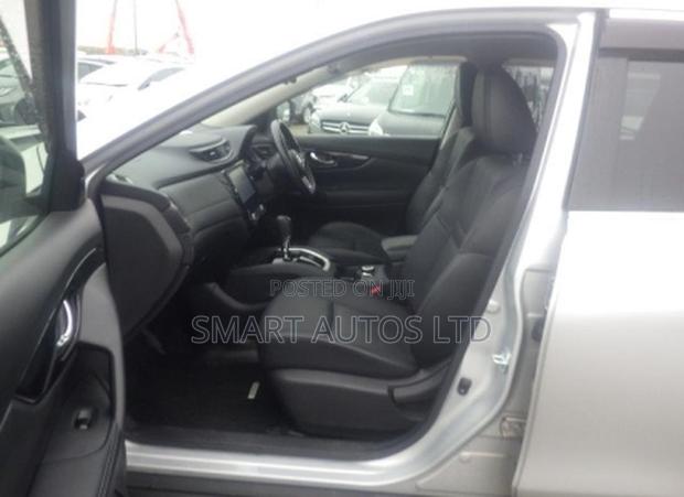 Nissan X-Trail 2.0 Petrol FWD 2019 Silver