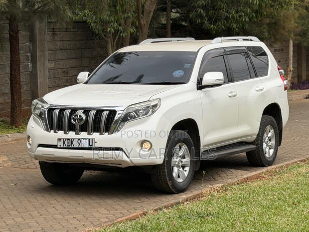 Toyota Land Cruiser Prado 2015 White