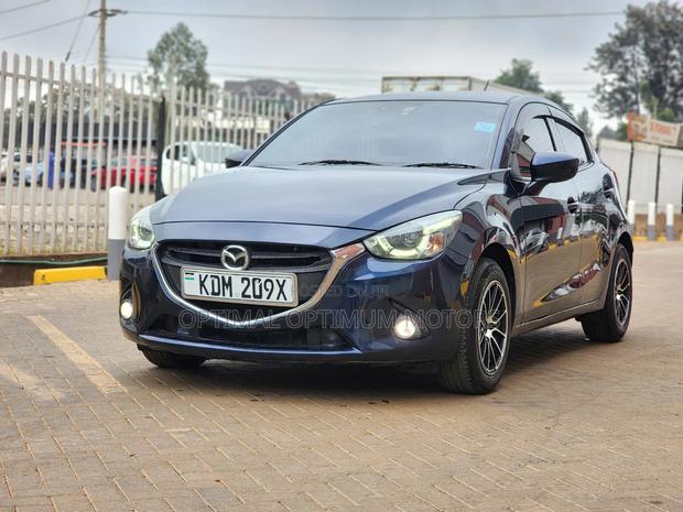 Mazda Demio 2016 Blue