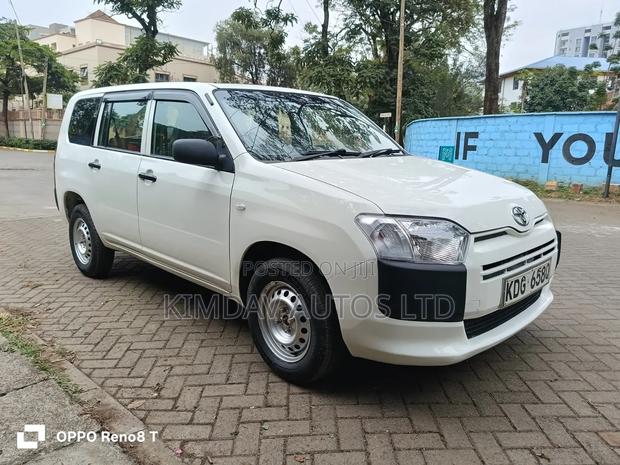 Toyota Belta 2014 White