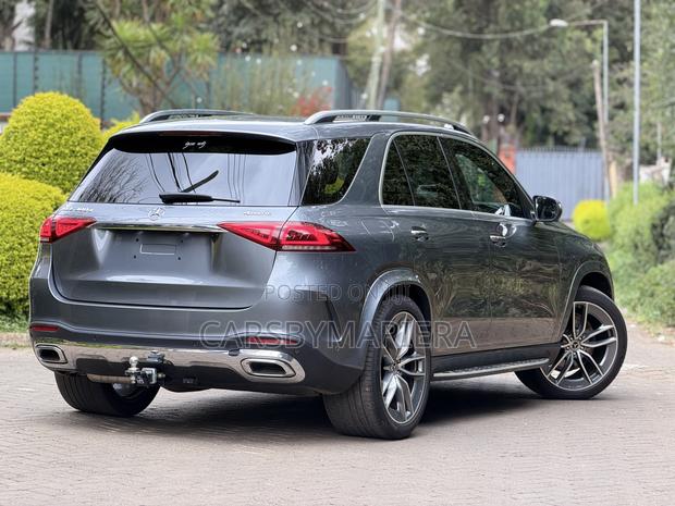 Mercedes-Benz GLE-Class GLE 300d 4MATIC 2020 Gray