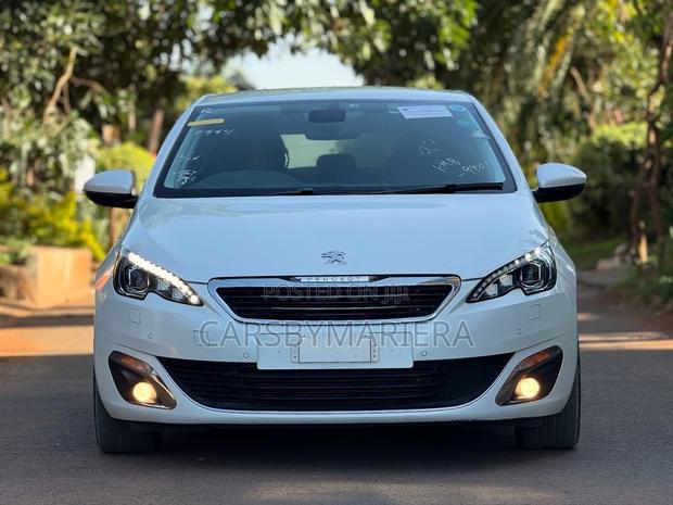 Peugeot 308 2017 White