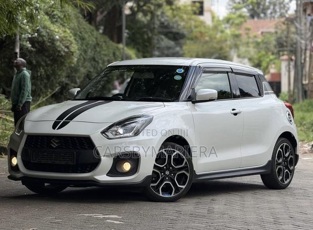Suzuki Swift Sport 2019 White