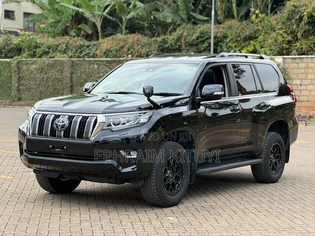 Toyota Land Cruiser Prado 2021 Black