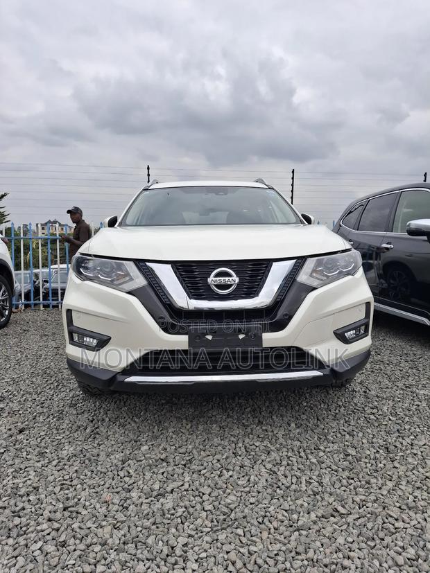 Nissan X-Trail 2.0 Petrol AWD 2019 White