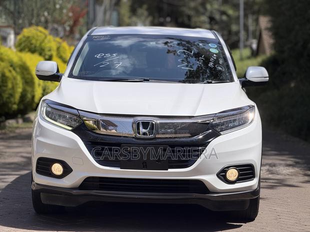 Honda Vezel 2019 White