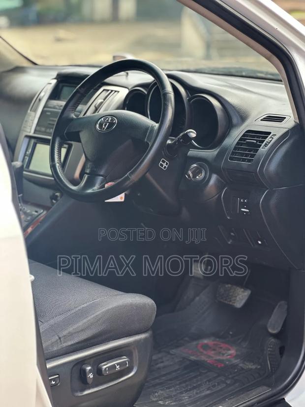 Toyota Harrier 2011 White