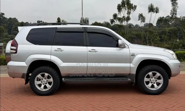 Toyota Land Cruiser Prado 2007 Silver