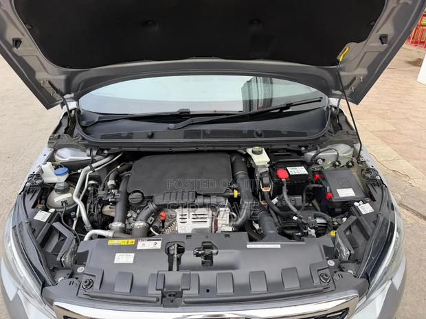 Peugeot 308 2019 Gray