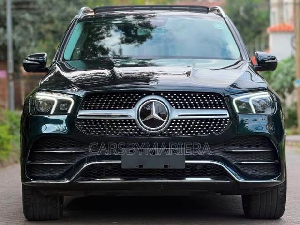 Mercedes-Benz GLE-Class GLE 300d 4MATIC 2020 Green