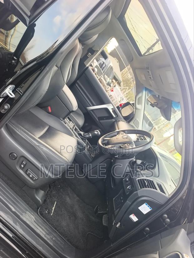 Toyota Land Cruiser Prado 2021 Black