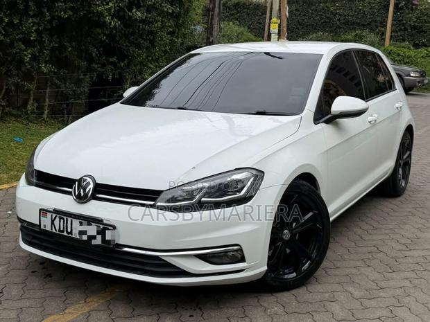 Volkswagen Golf 2018 White