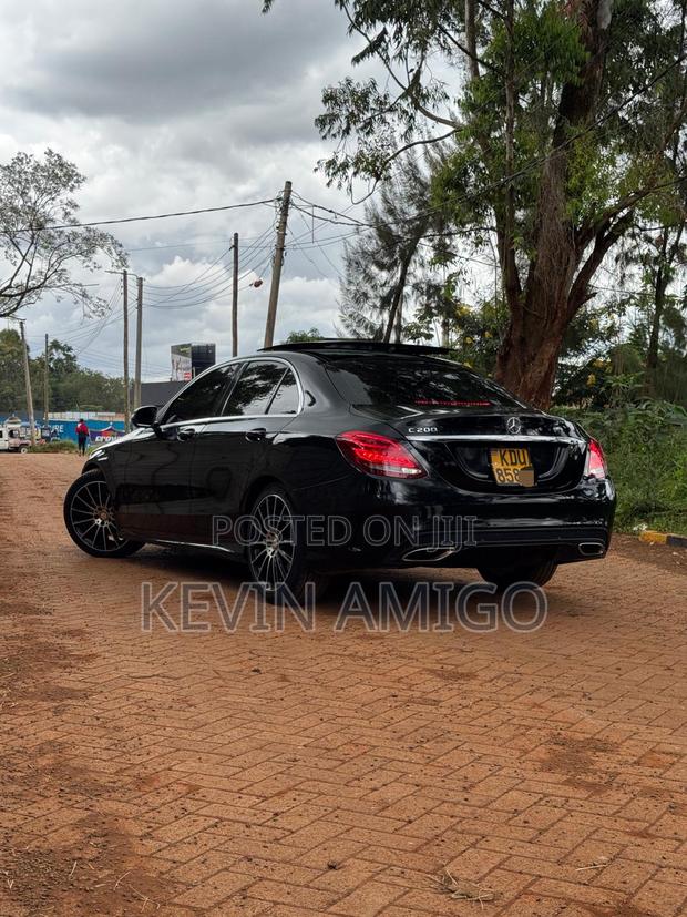 Mercedes-Benz C200 2018 Black